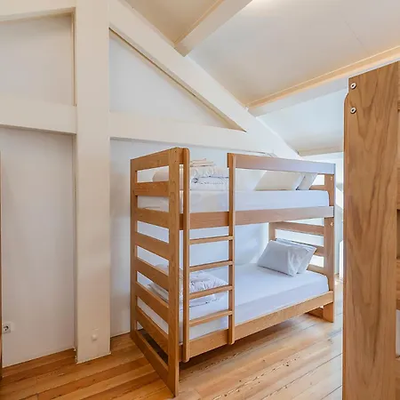 Hi Do Conde - De Juventude 호스텔 빌다도콘데