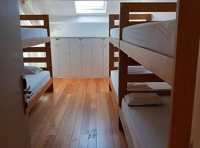 Hi Do Conde - De Juventude Vandrarhem *